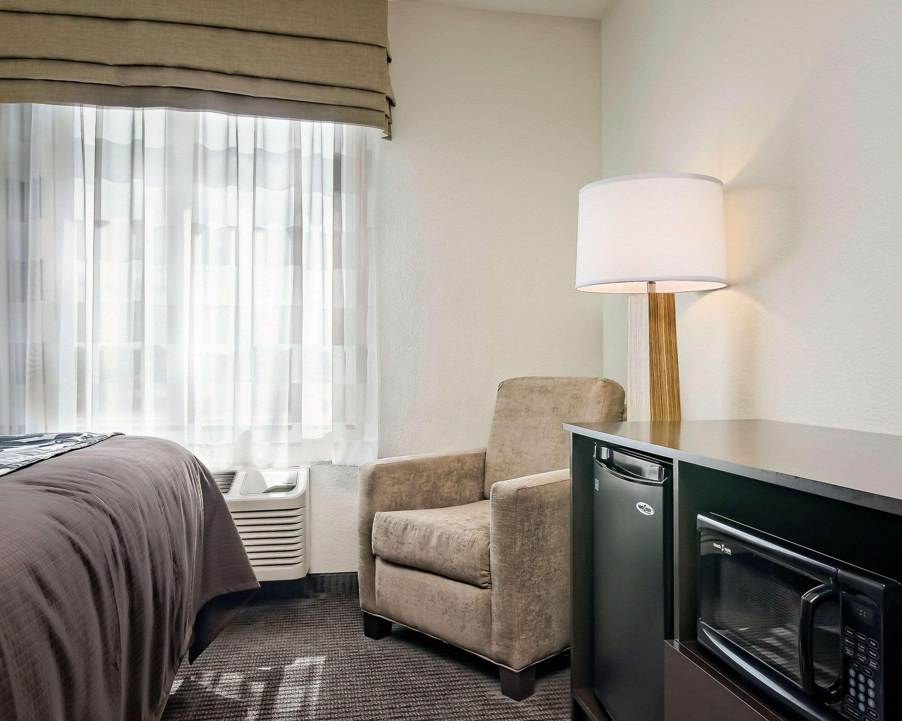Sleep Inn & Suites - Fort Scott Екстериор снимка